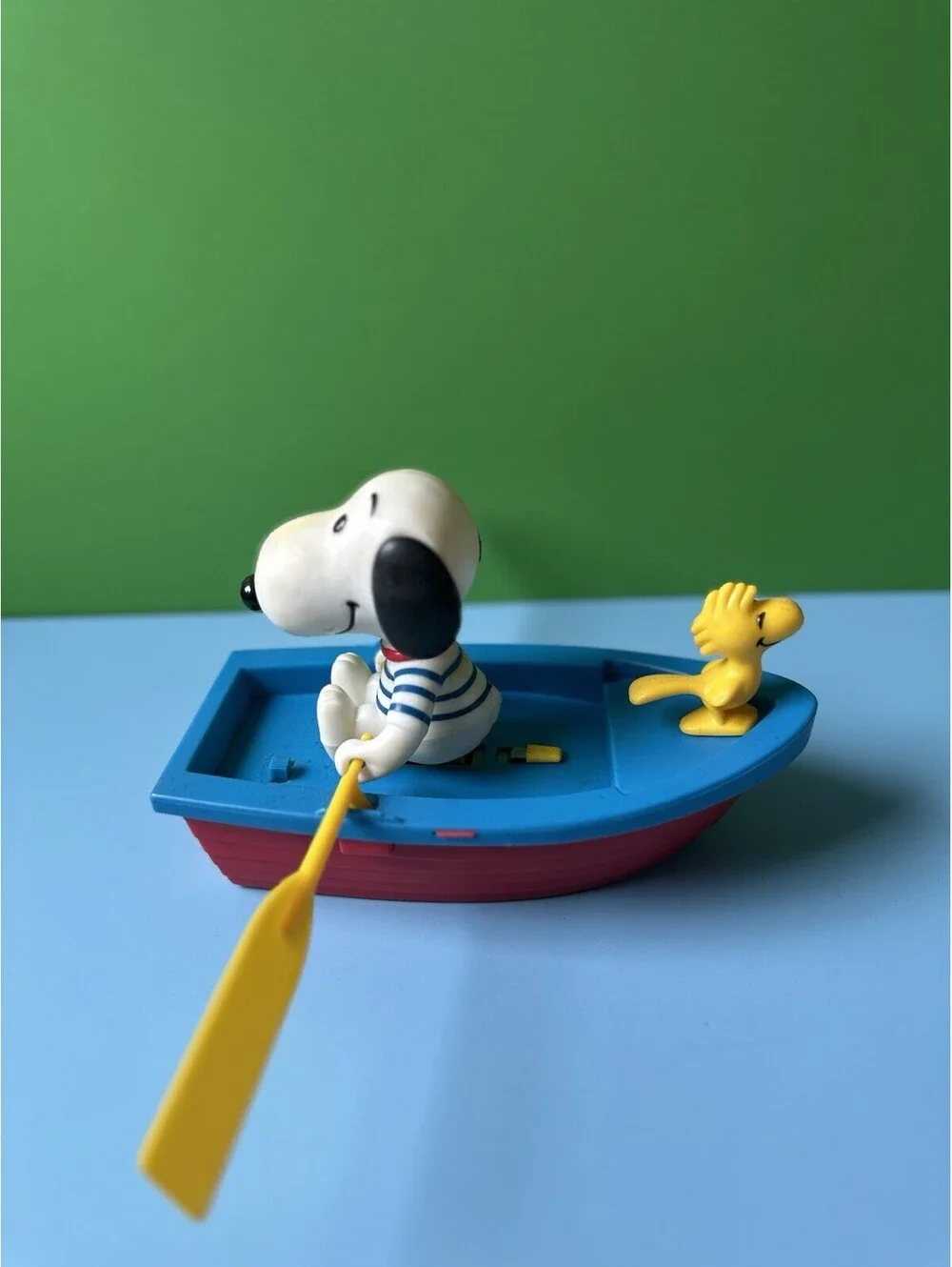 Vintage 1972 Rowing Snoopy Water Boat New In Box